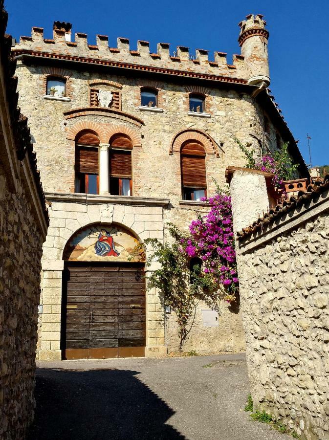 萨罗Casa Castello公寓 外观 照片